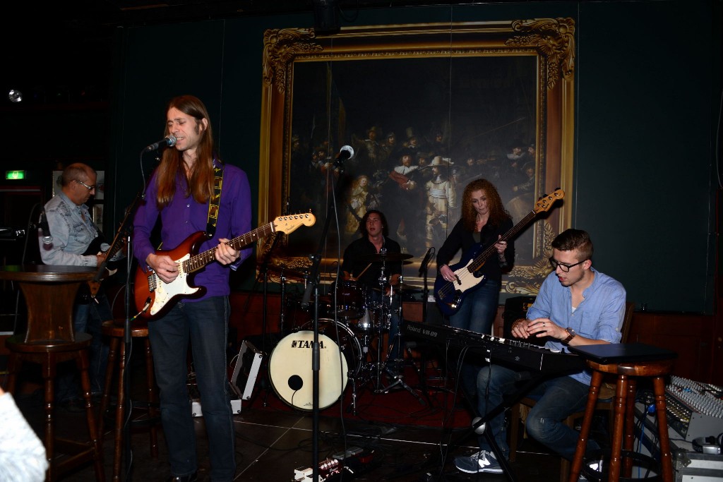 ../Images/Jamsessie November 2014 069.jpg